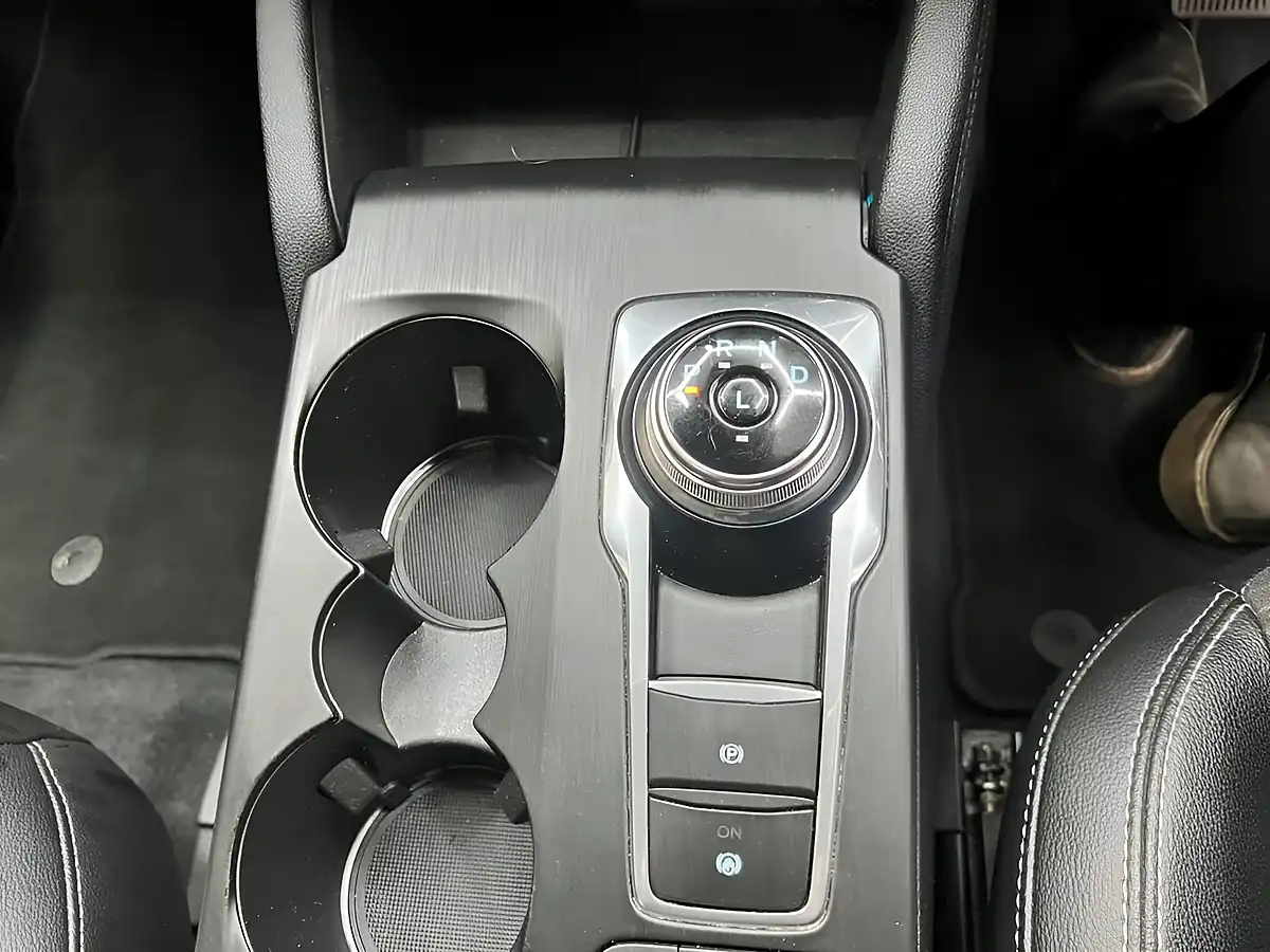 Used 2022 Ford Kuga Titanium Blue - Interior and Exterior details 9