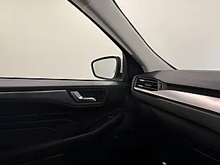 Used 2022 Ford Kuga Titanium White - Interior and Exterior details 17