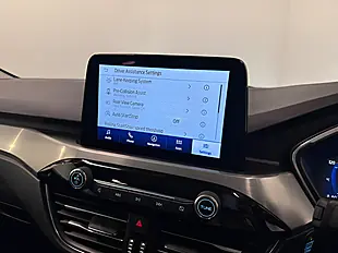 Used 2022 Ford Kuga Titanium White - Interior and Exterior details 18