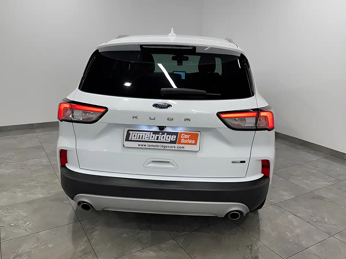 Used 2022 Ford Kuga Titanium White - Interior and Exterior details 7