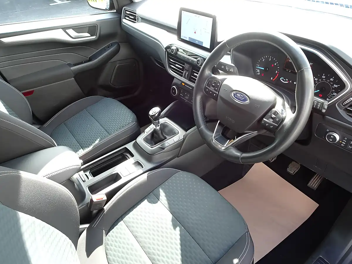 Used 2022 Ford Kuga Zetec Blazer Blue - Interior and Exterior details 13