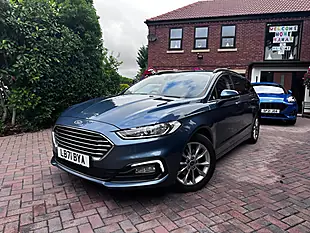 Used 2022 Ford Mondeo Zetec Edition Blue - Interior and Exterior details 3