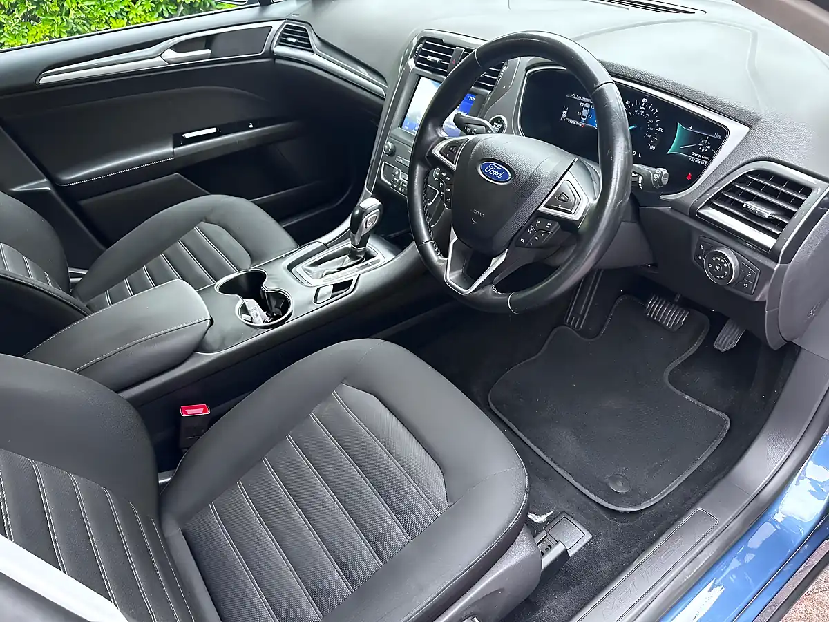 Used 2022 Ford Mondeo Zetec Edition Blue - Interior and Exterior details 8