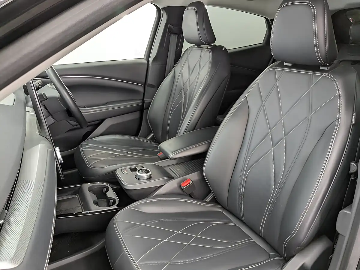 Used 2022 Ford Mustang Mach-E Standard Range Black - Interior and Exterior details 14