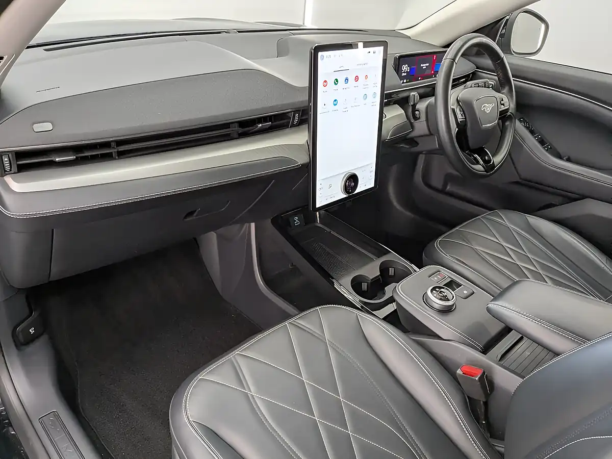 Used 2022 Ford Mustang Mach-E Standard Range Black - Interior and Exterior details 16