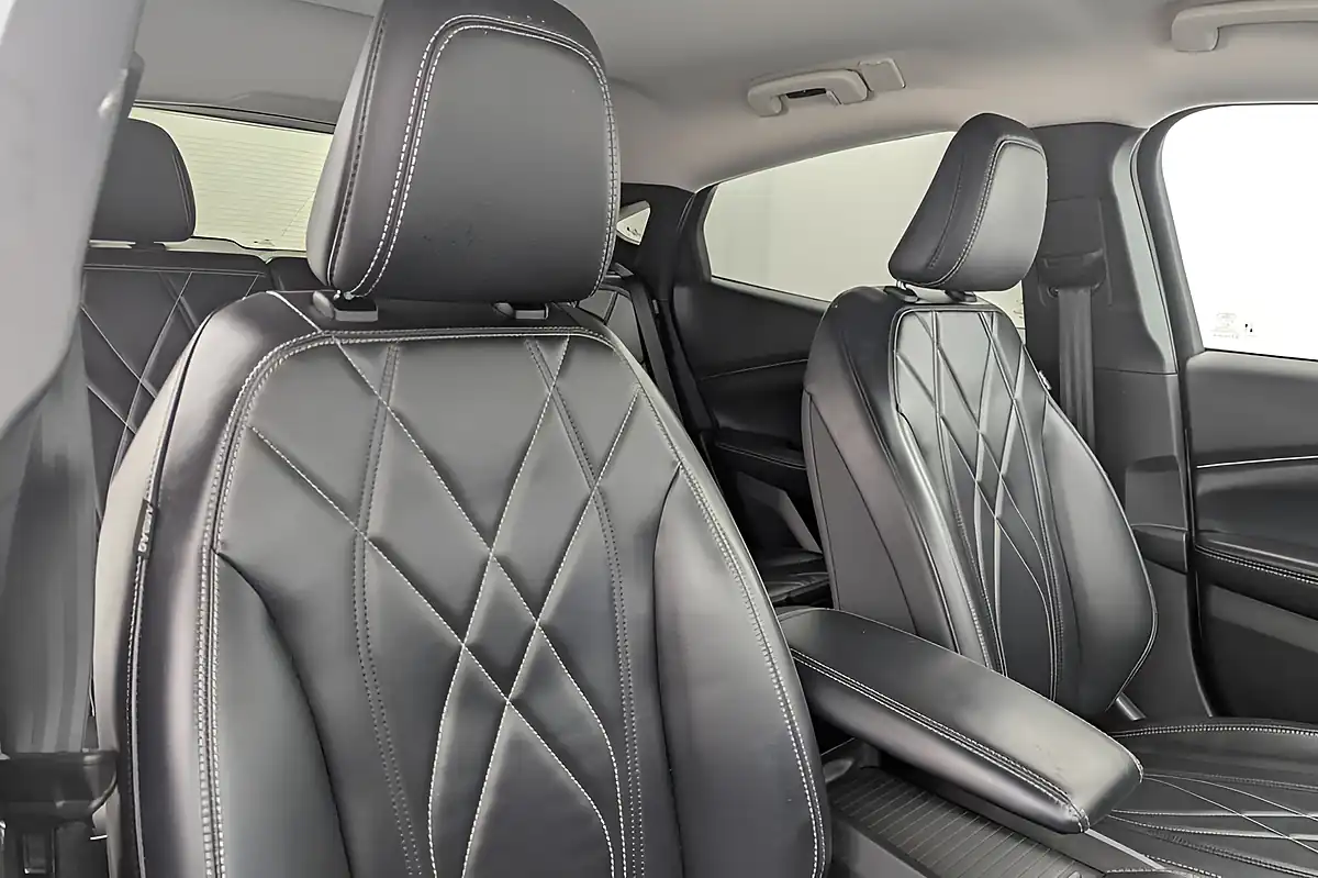 Used 2022 Ford Mustang Mach-E Standard Range Space White - Interior and Exterior details 11