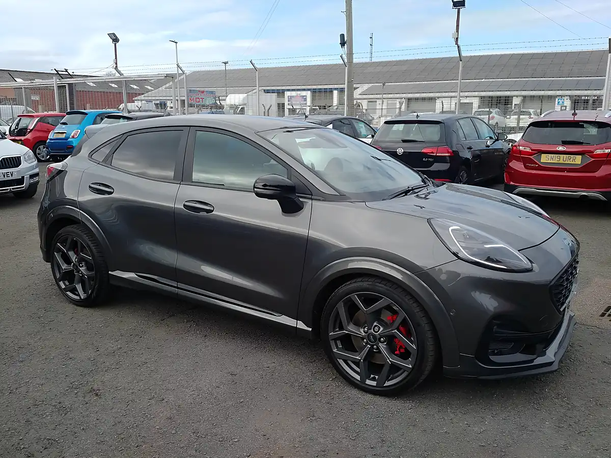Used 2022 Ford Puma ST Grey - Interior and Exterior details 8
