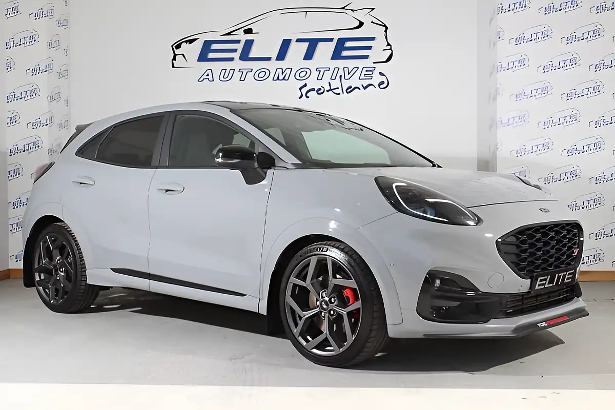 Used 2022 Ford Puma ST Grey Matter - Front View