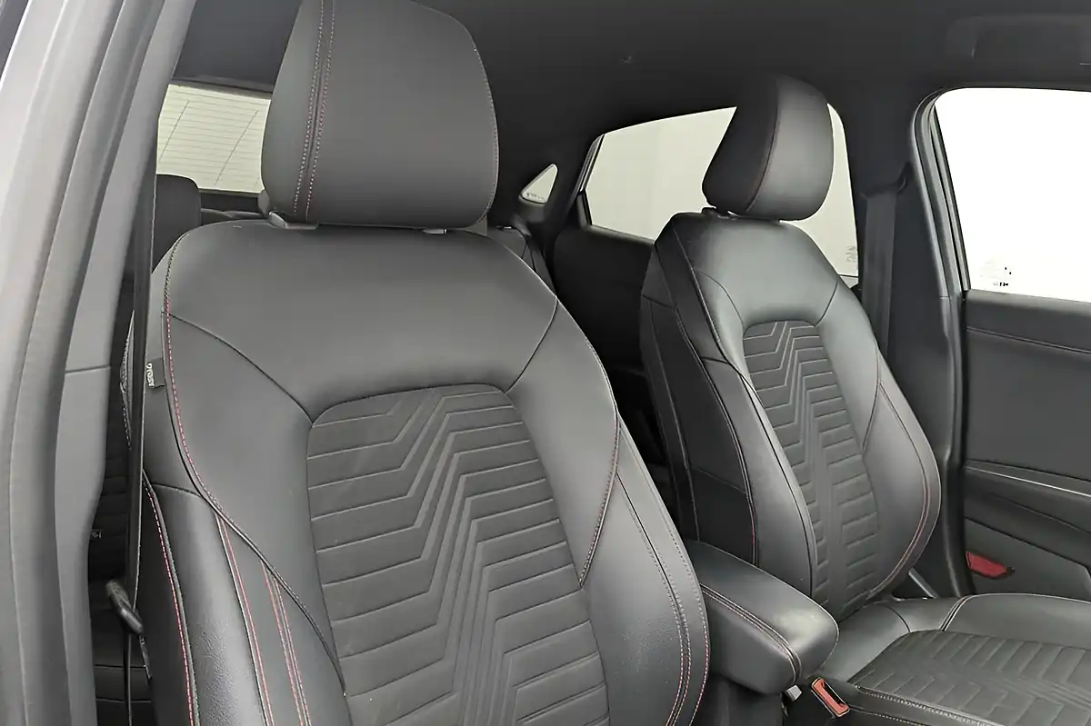 Used 2022 Ford Puma ST-Line X Agate Black - Interior and Exterior details 12