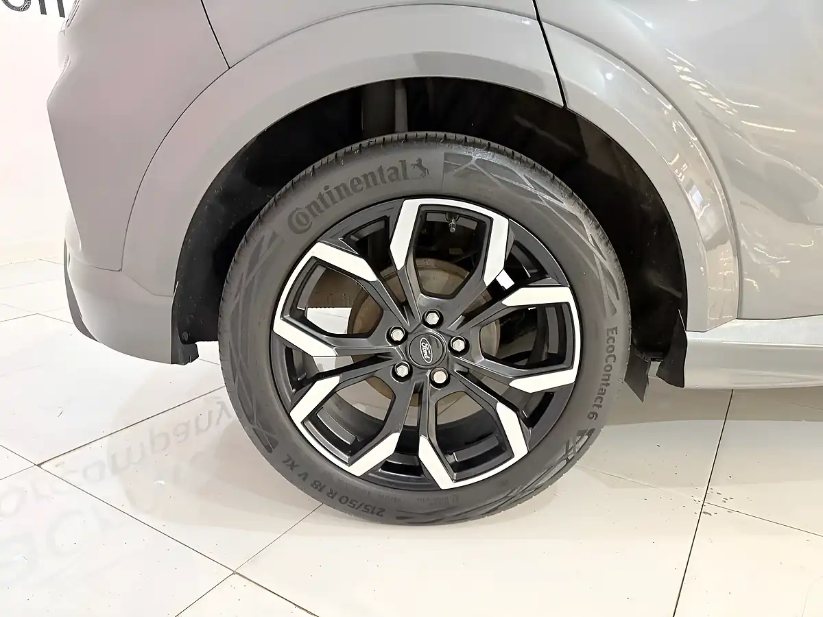 Used 2022 Ford Puma ST-Line X Grey - Interior and Exterior details 18