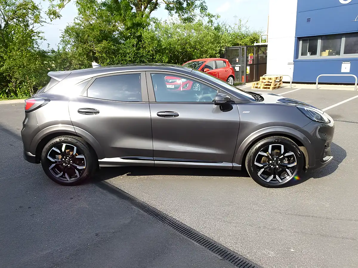 Used 2022 Ford Puma ST-Line X Magnetic Grey - Interior and Exterior details 17