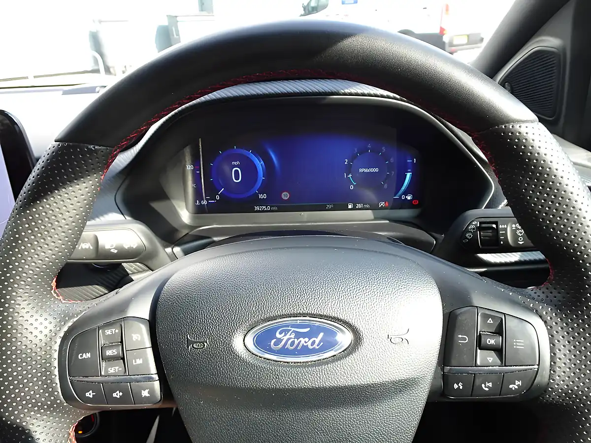 Used 2022 Ford Puma ST-Line X Magnetic Grey - Interior and Exterior details 8