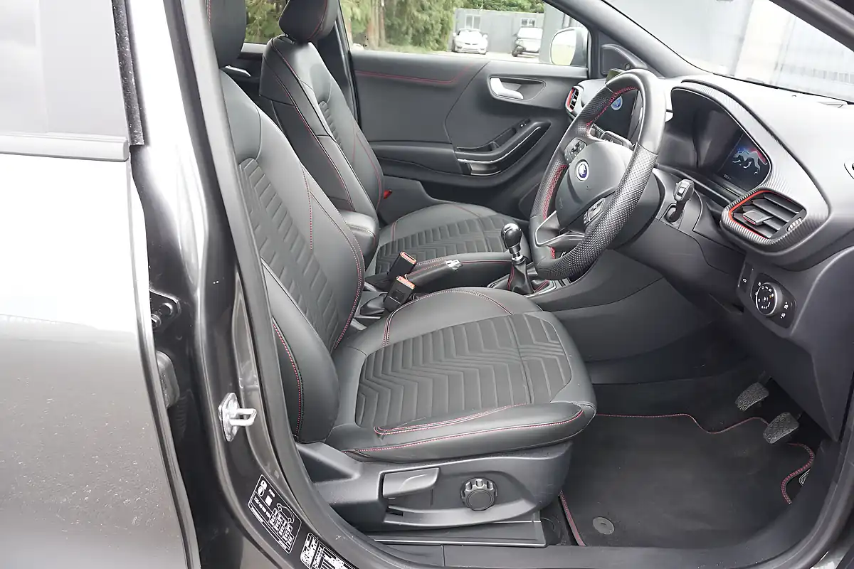 Used 2022 Ford Puma ST-Line X Magnetic Grey - Interior and Exterior details 10