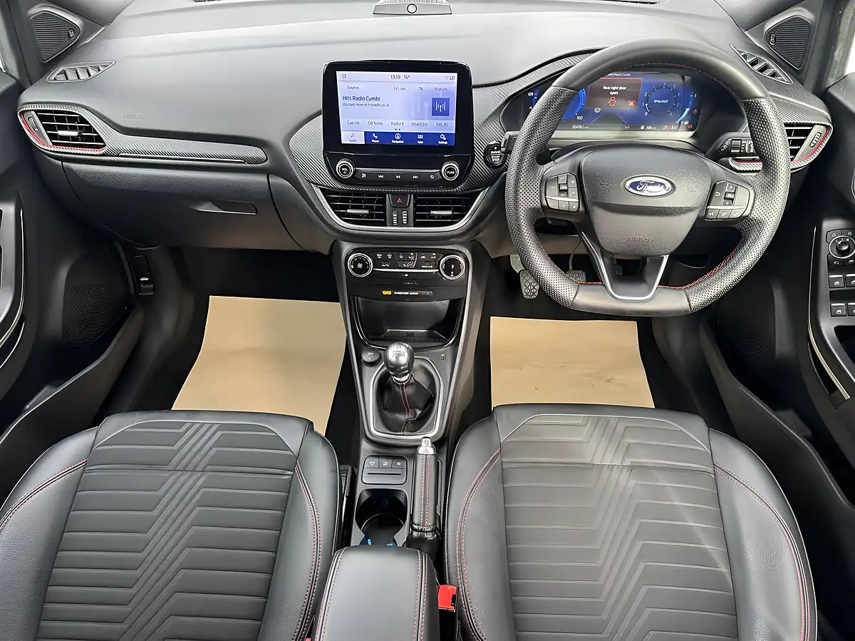 Used 2022 Ford Puma ST-Line X White - Interior and Exterior details 13