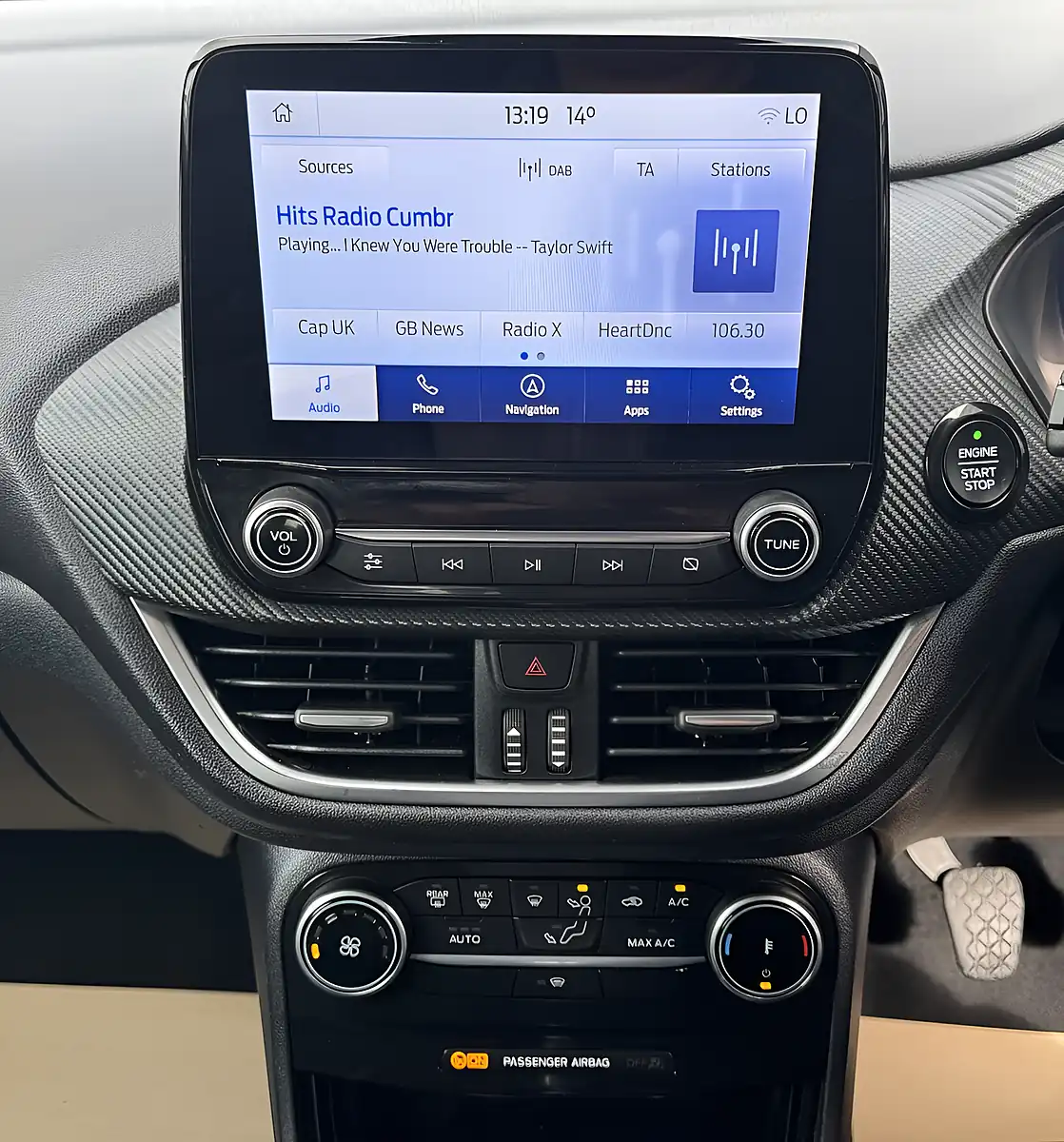 Used 2022 Ford Puma ST-Line X White - Interior and Exterior details 15