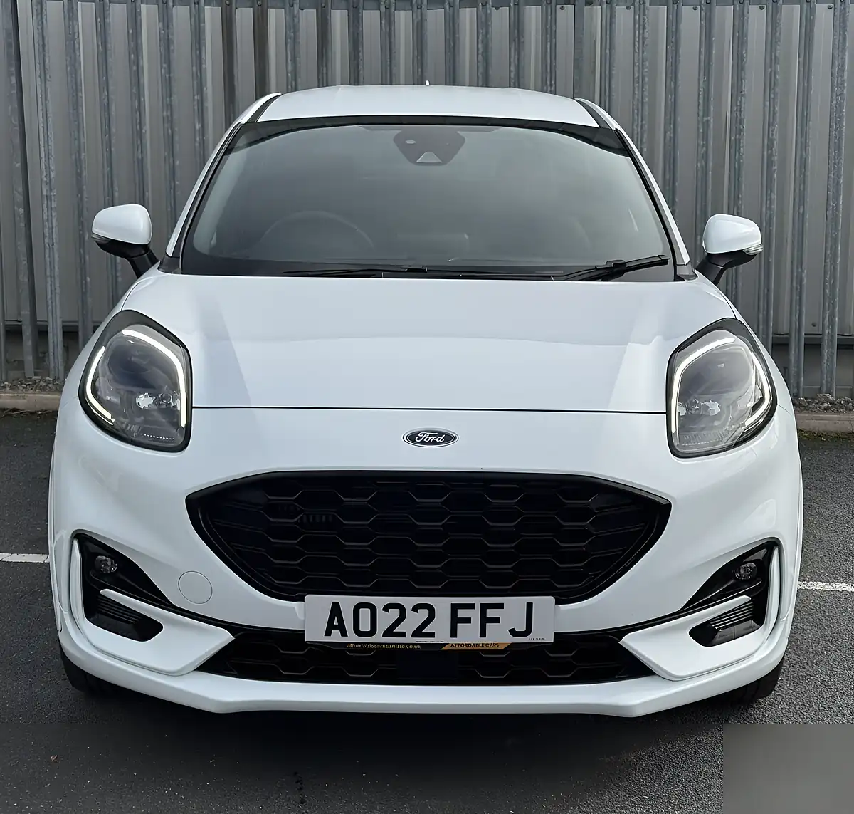 Used 2022 Ford Puma ST-Line X White - Interior and Exterior details 3