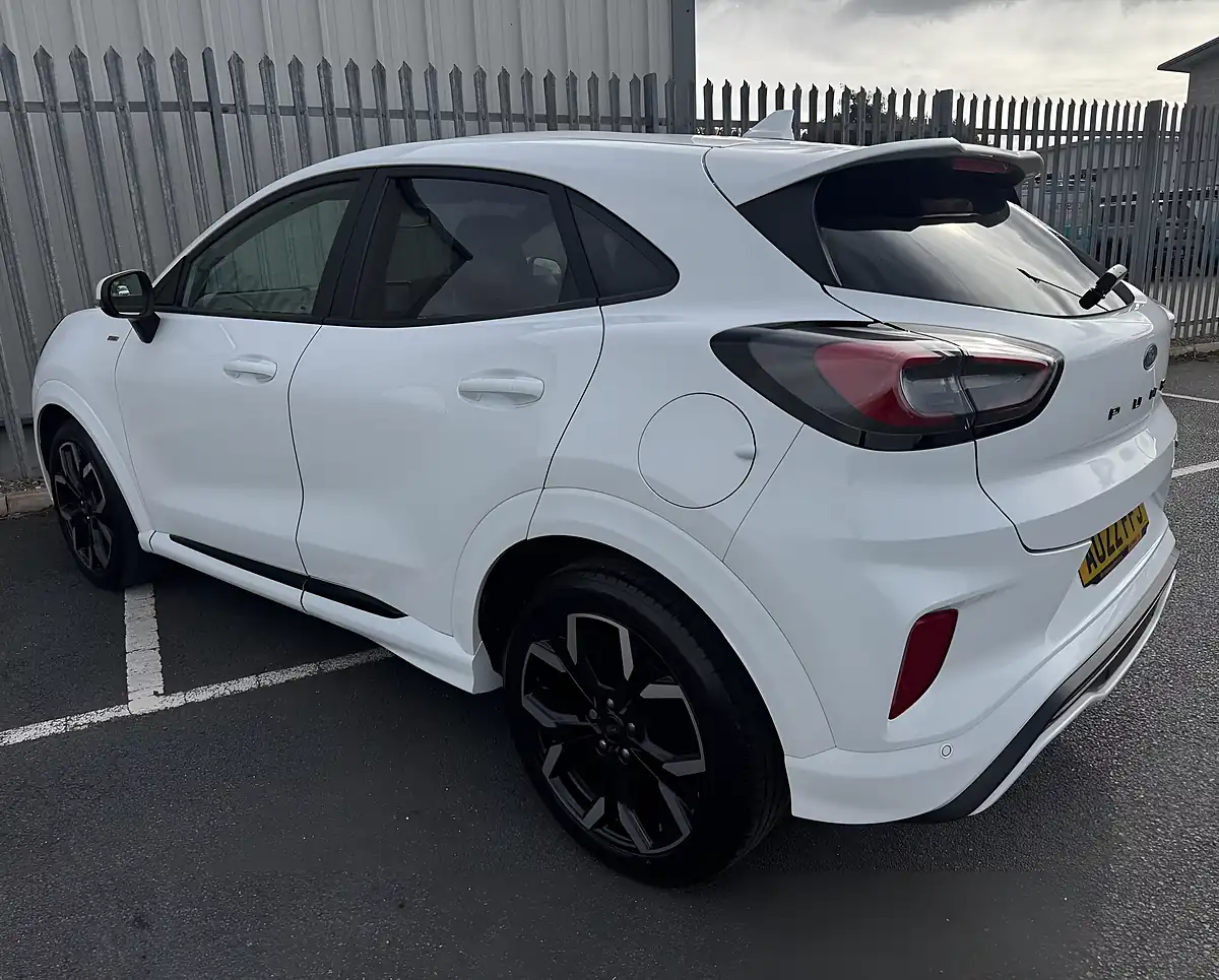 Used 2022 Ford Puma ST-Line X White - Interior and Exterior details 4