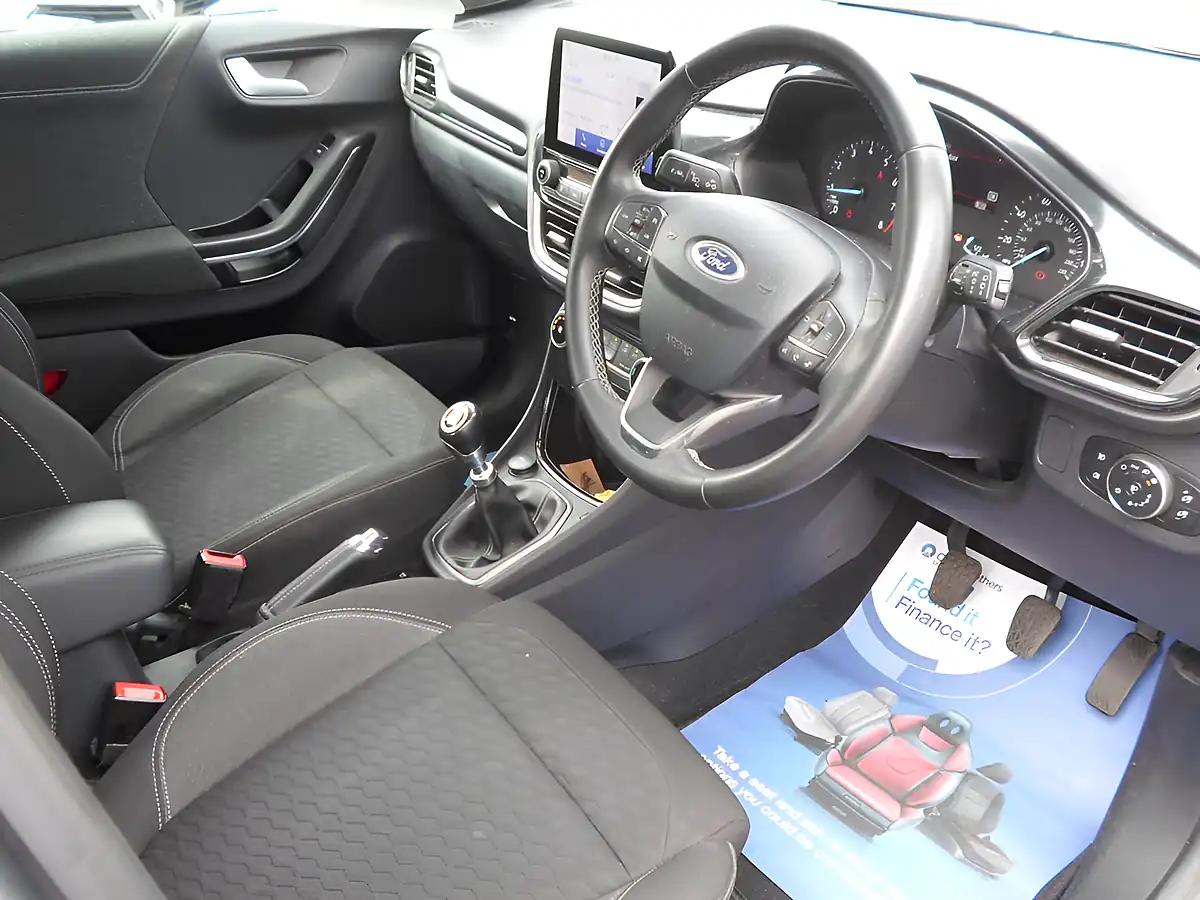 Used 2022 Ford Puma Titanium Solar Silver - Interior and Exterior details 3
