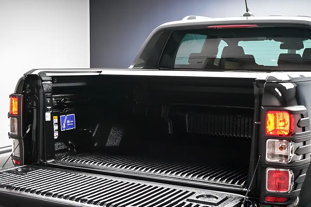 Used 2022 Ford Ranger Wildtrak Black - Interior and Exterior details 14