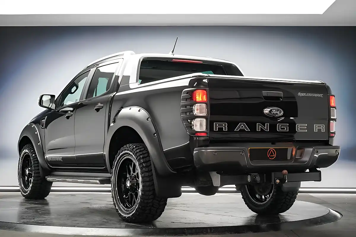 Used 2022 Ford Ranger Wildtrak Black - Interior and Exterior details 9