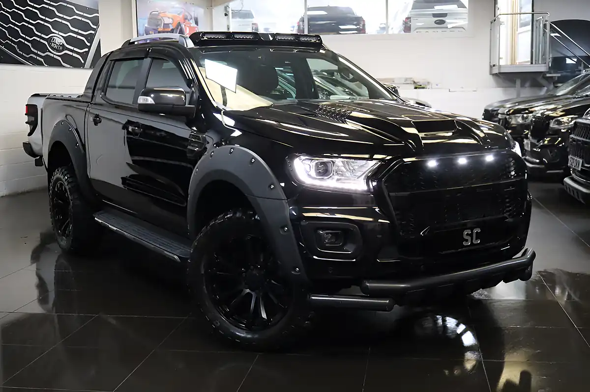 Used 2022 Ford Ranger Wildtrak Black - Front View