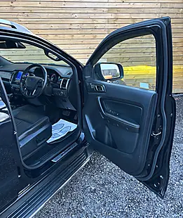 Used 2022 Ford Ranger Wildtrak Black - Interior and Exterior details 13
