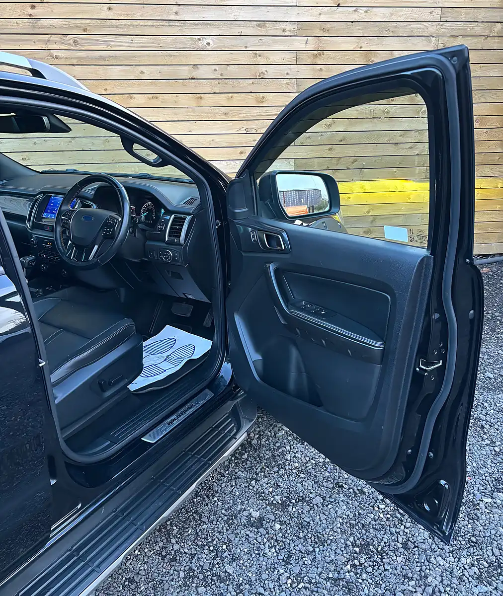 Used 2022 Ford Ranger Wildtrak Black - Interior and Exterior details 13