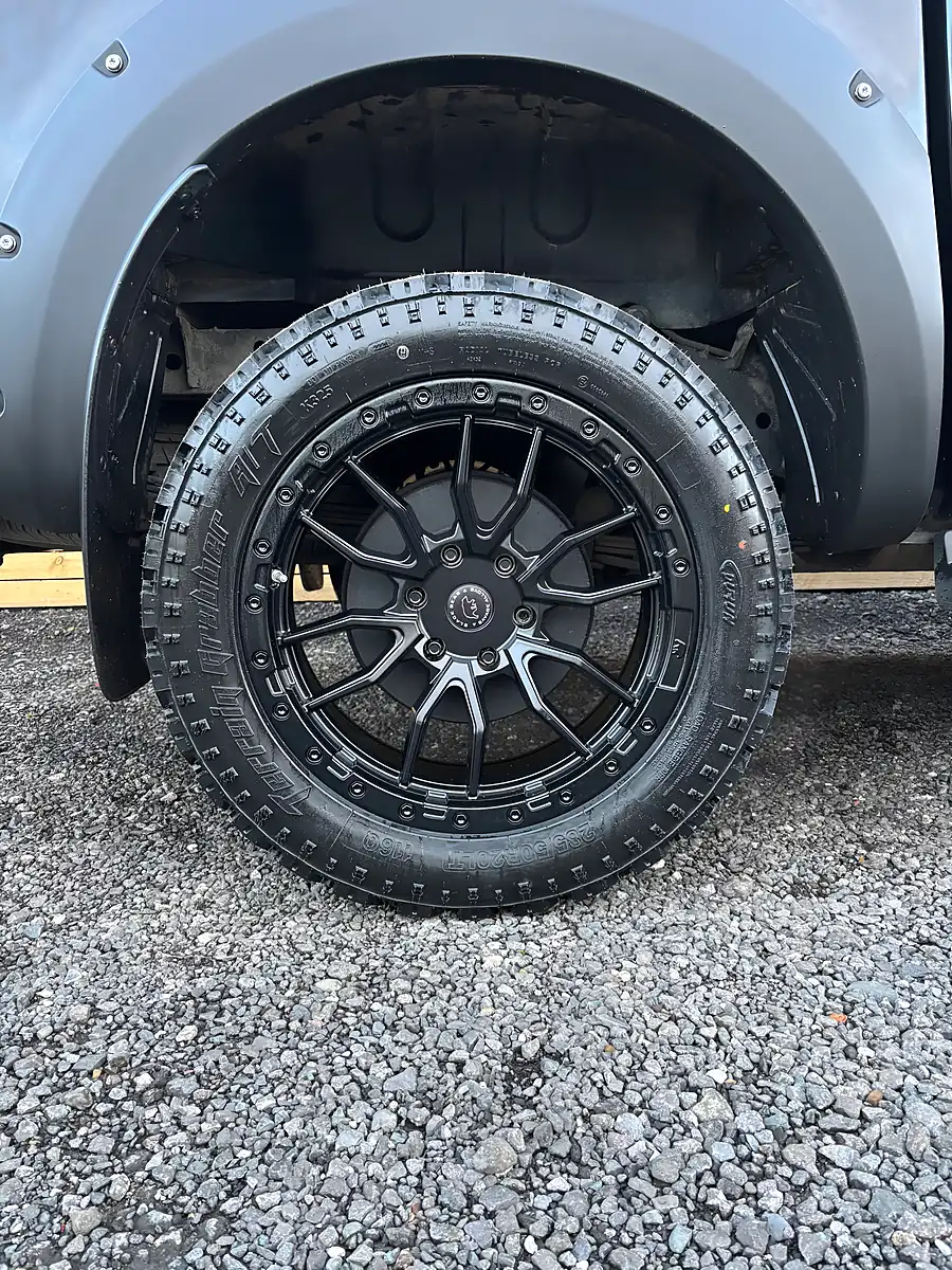 Used 2022 Ford Ranger Wildtrak Black - Interior and Exterior details 6