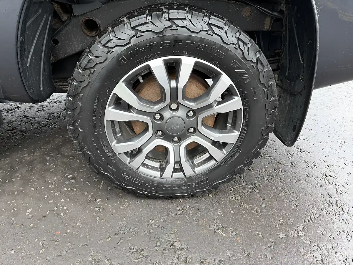 Used 2022 Ford Ranger Wildtrak Double Cab Grey - Interior and Exterior details 5