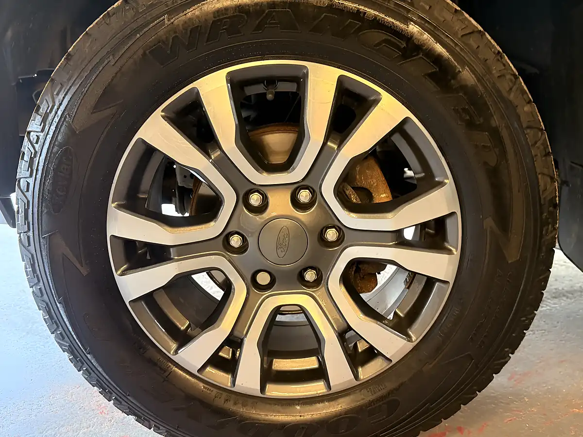 Used 2022 Ford Ranger Wildtrak Grey - Interior and Exterior details 11
