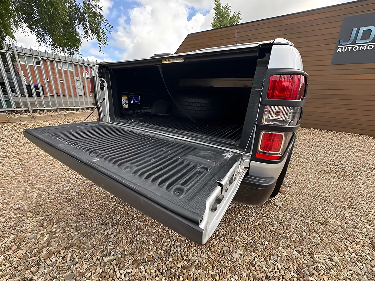 Used 2022 Ford Ranger Wildtrak Moondust Silver - Interior and Exterior details 5