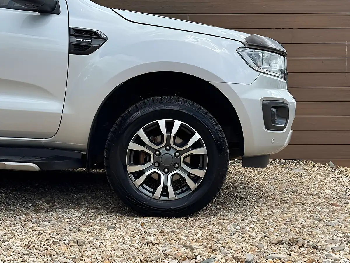 Used 2022 Ford Ranger Wildtrak Moondust Silver - Interior and Exterior details 9