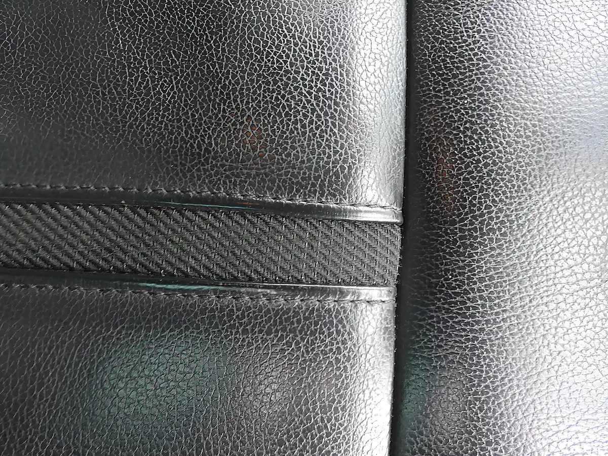 Used 2022 Ford Ranger Wildtrak Moondust Silver - Interior and Exterior details 14