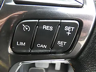 Used 2022 Ford Ranger Wildtrak Moondust Silver - Interior and Exterior details 15