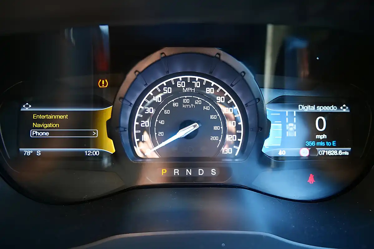Used 2022 Ford Ranger Wildtrak Sea Grey - Interior and Exterior details 5