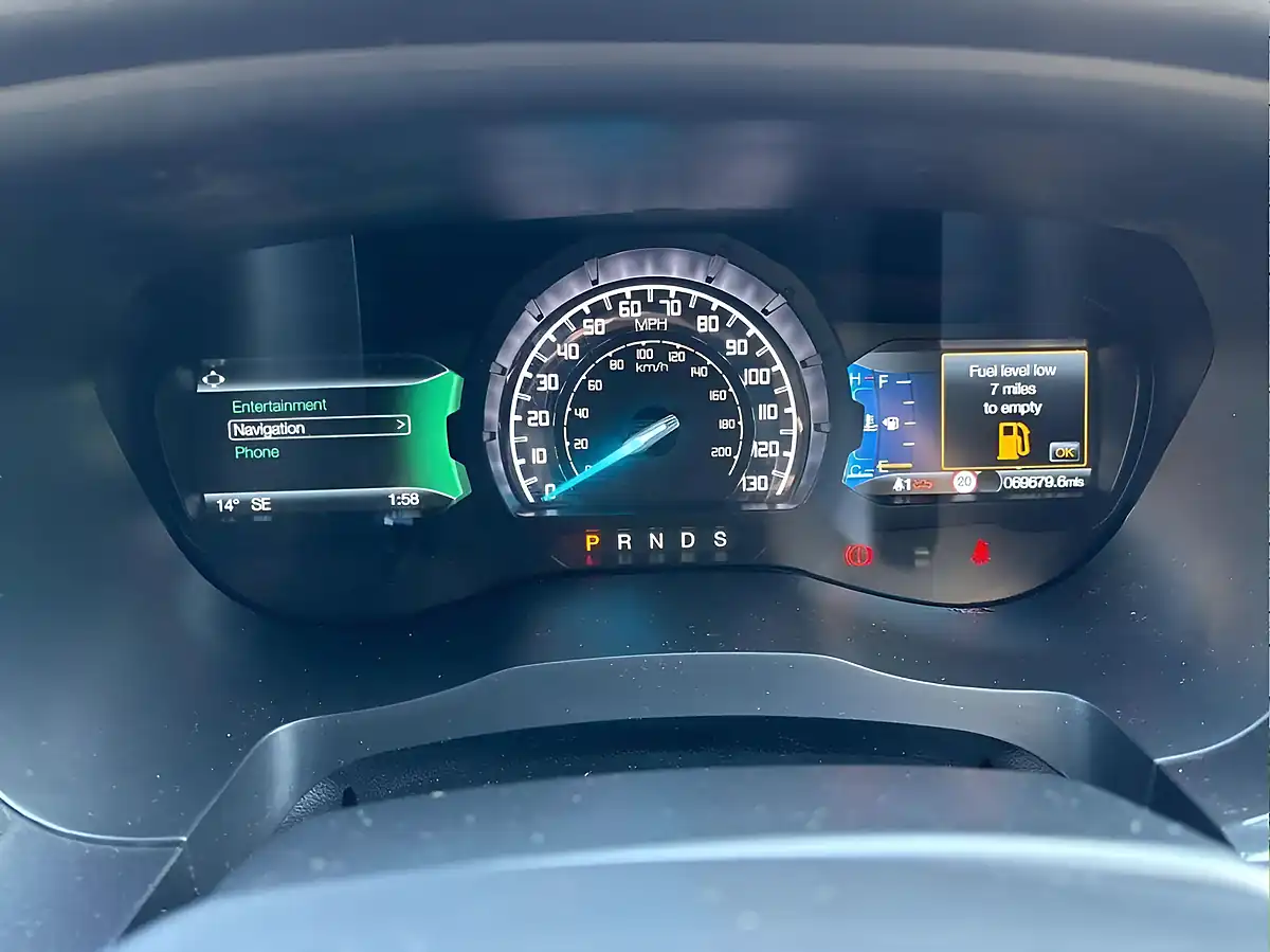 Used 2022 Ford Ranger Wildtrak Silver - Interior and Exterior details 15