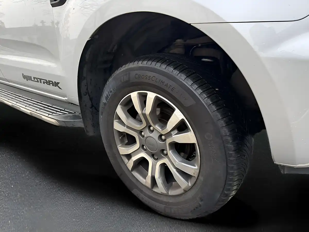 Used 2022 Ford Ranger Wildtrak Silver - Interior and Exterior details 14