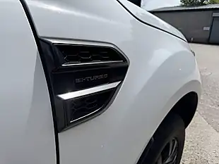 Used 2022 Ford Ranger Wildtrak White - Interior and Exterior details 12