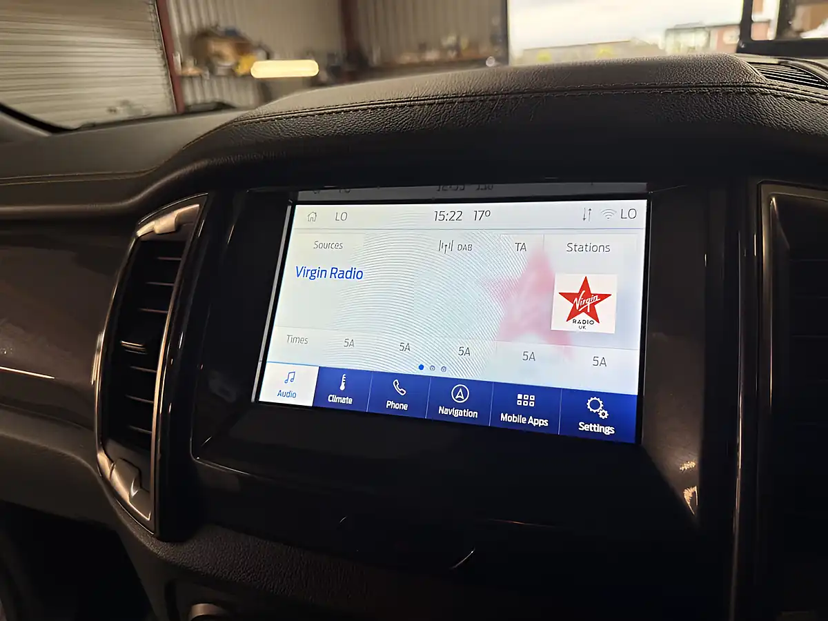 Used 2022 Ford Ranger Wildtrak White - Interior and Exterior details 16