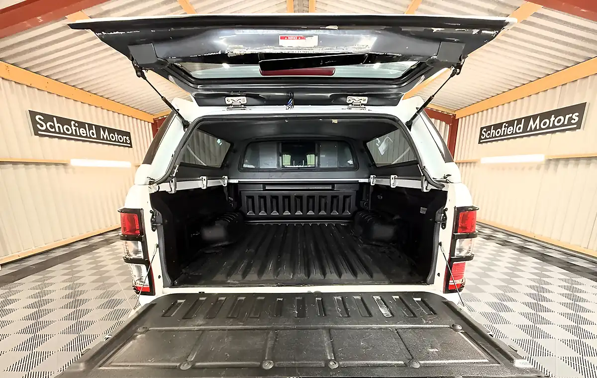 Used 2022 Ford Ranger Wildtrak White - Interior and Exterior details 19