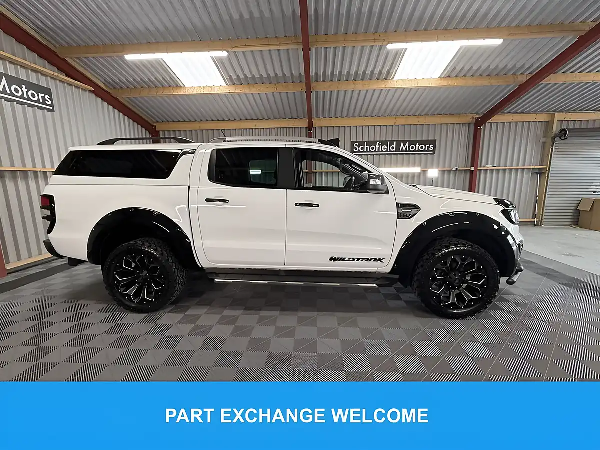Used 2022 Ford Ranger Wildtrak White - Interior and Exterior details 4