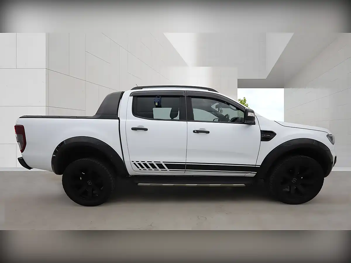 Used 2022 Ford Ranger Wildtrak White - Interior and Exterior details 6