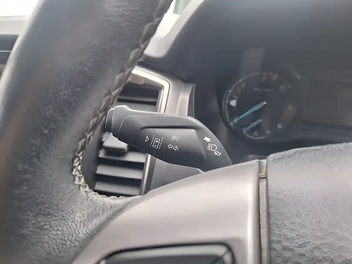 Used 2022 Ford Ranger Xlt White - Interior and Exterior details 14