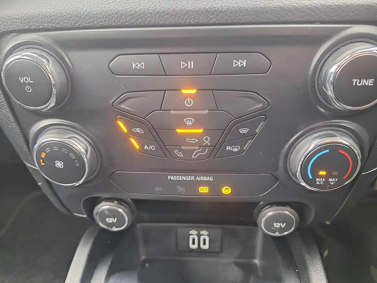 Used 2022 Ford Ranger Xlt White - Interior and Exterior details 20