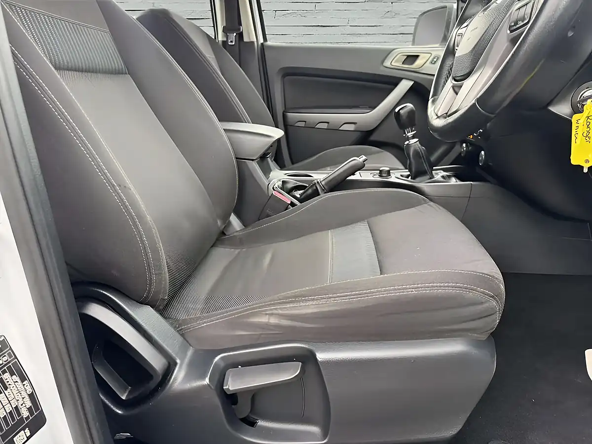 Used 2022 Ford Ranger Xlt White - Interior and Exterior details 17