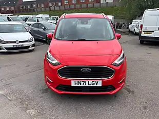 Used 2022 Ford Tourneo Connect Titanium Red - Interior and Exterior details 7