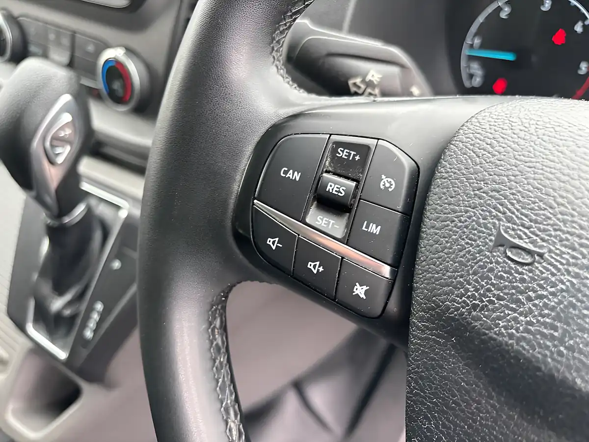 Used 2022 Ford Tourneo Custom Leader Shuttle Silver - Interior and Exterior details 12