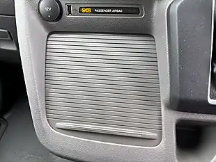 Used 2022 Ford Tourneo Custom Leader Shuttle Silver - Interior and Exterior details 19
