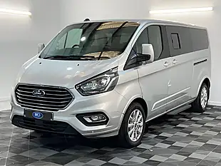 Used 2022 Ford Tourneo Custom Titanium Moondust Silver - Interior and Exterior details 8