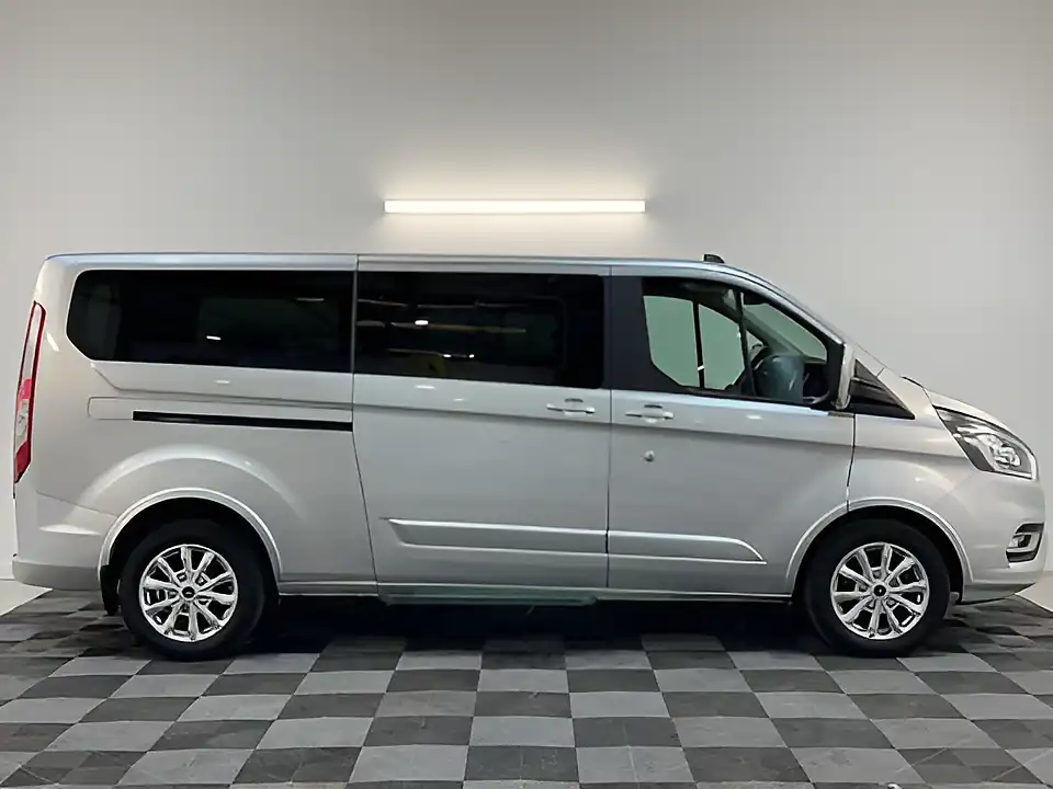 Used 2022 Ford Tourneo Custom Titanium Moondust Silver - Interior and Exterior details 2